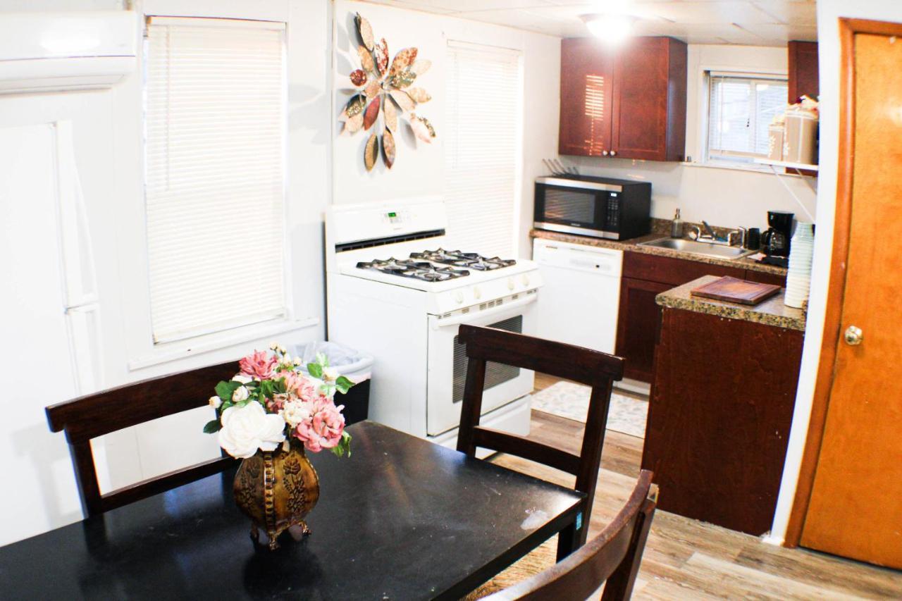 Apartamento California Ave - 2 Bedroom - Away From Home! *